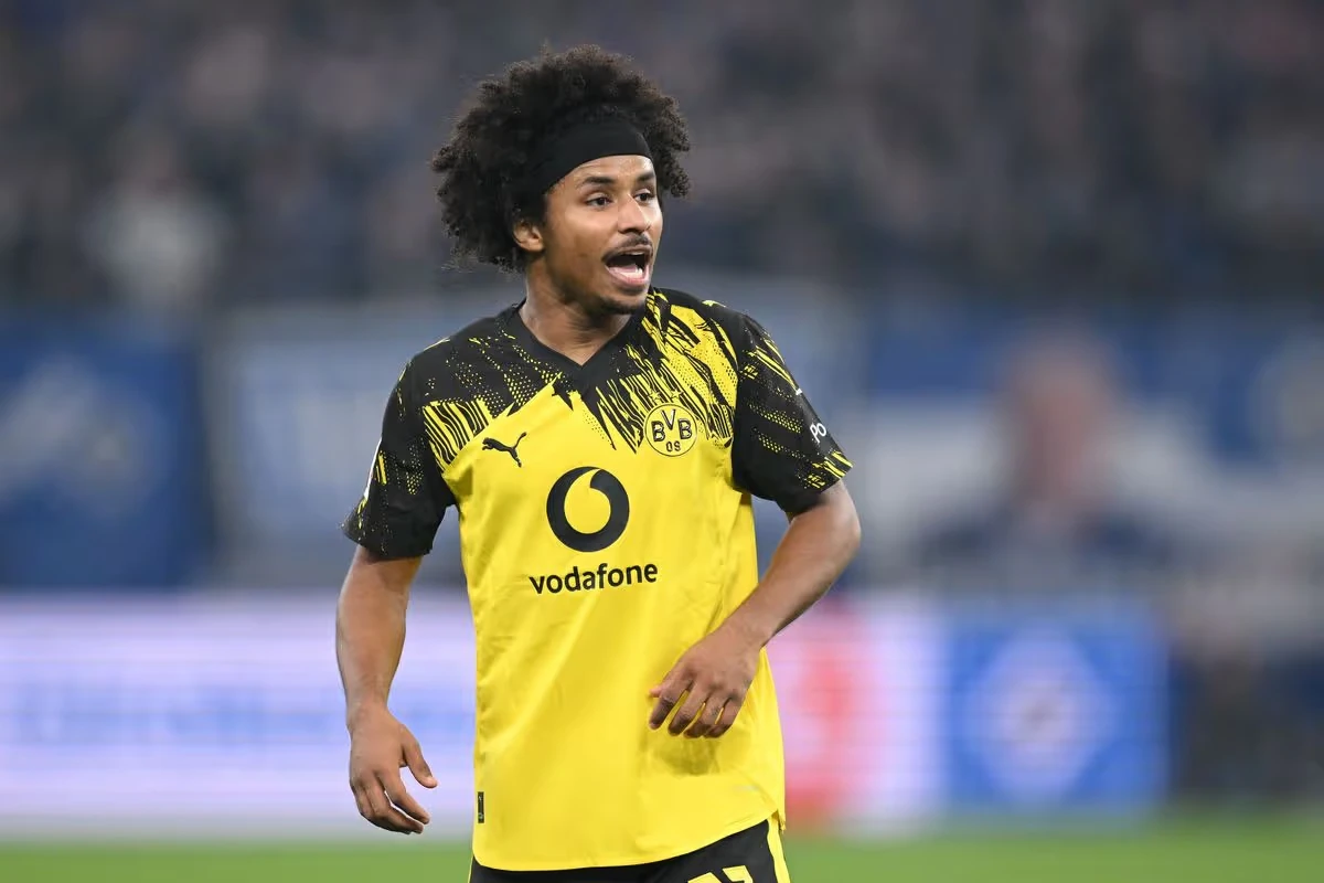 Chelsea open talks with Jorge Mendes for Dortmund’s versatile forward Karim Adeyemi